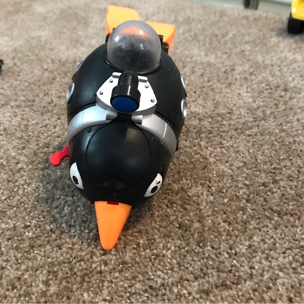 Imaginenext toys Penguin submarine